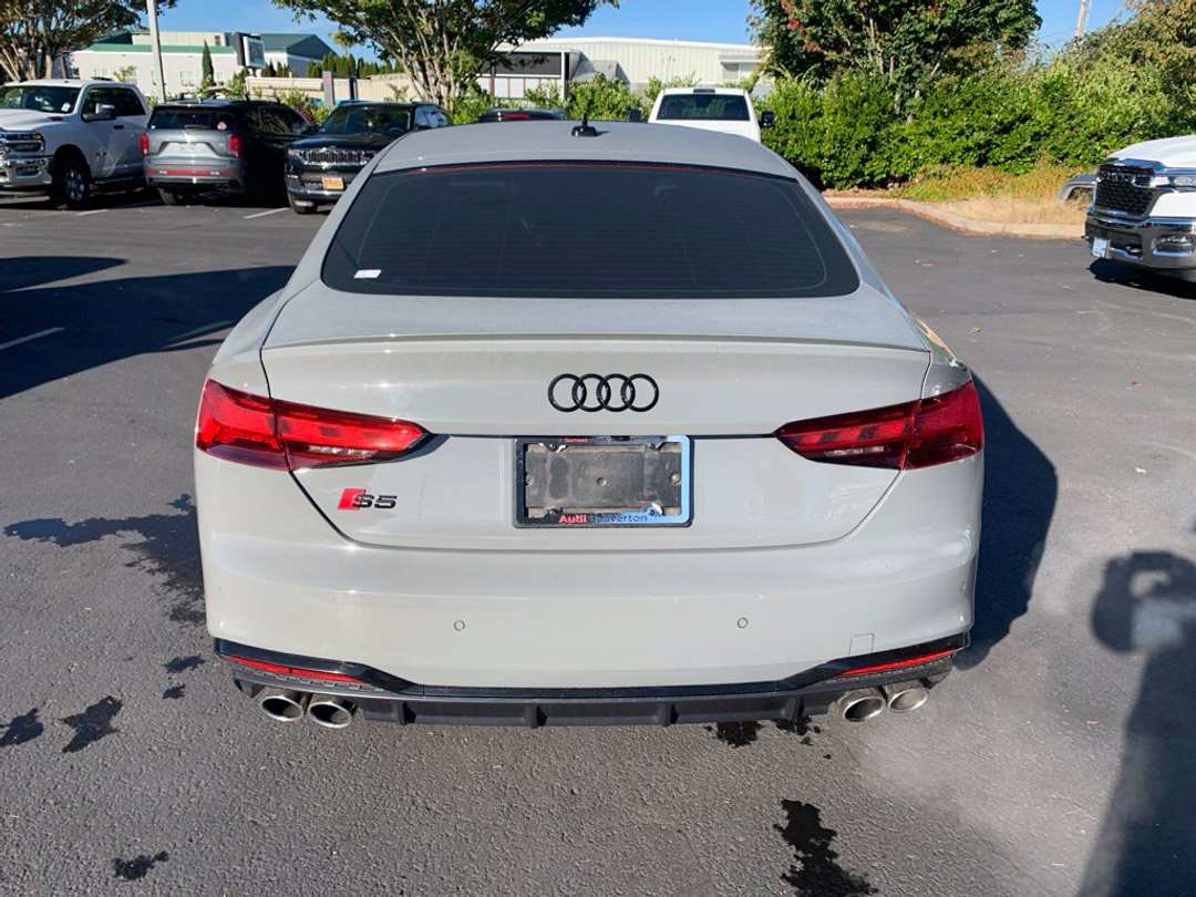 2022 Audi S5 Sportback Prestige - Image 3