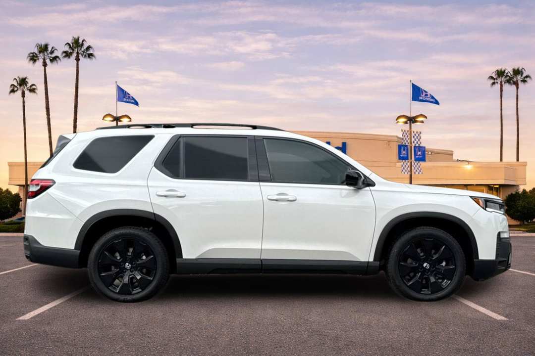 2026 Honda Pilot Black Edition - Image 3