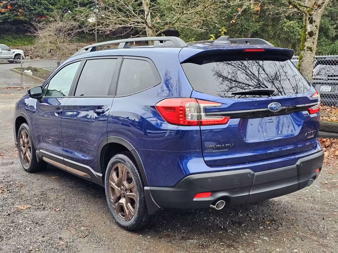 2026 Subaru Ascent Limited Bronze Edition - Image 3