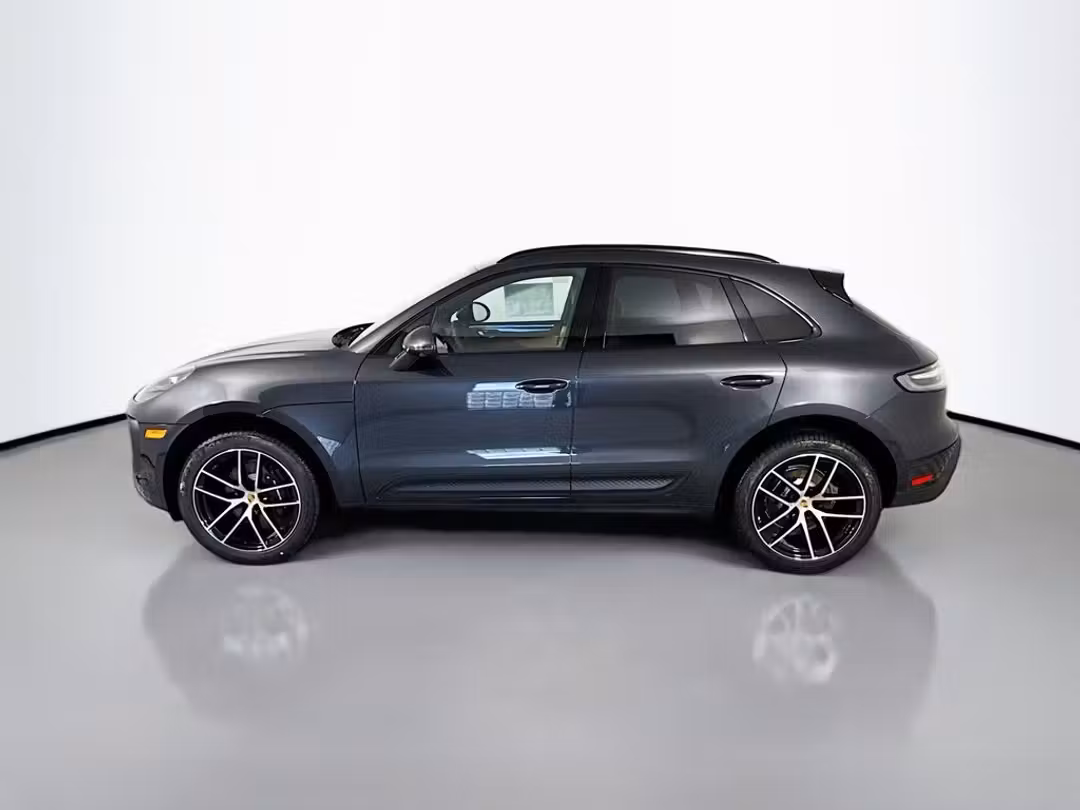 2026 Porsche Macan - Image 2