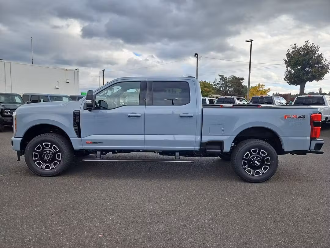 2026 Ford F-250Sd Platinum - Image 2