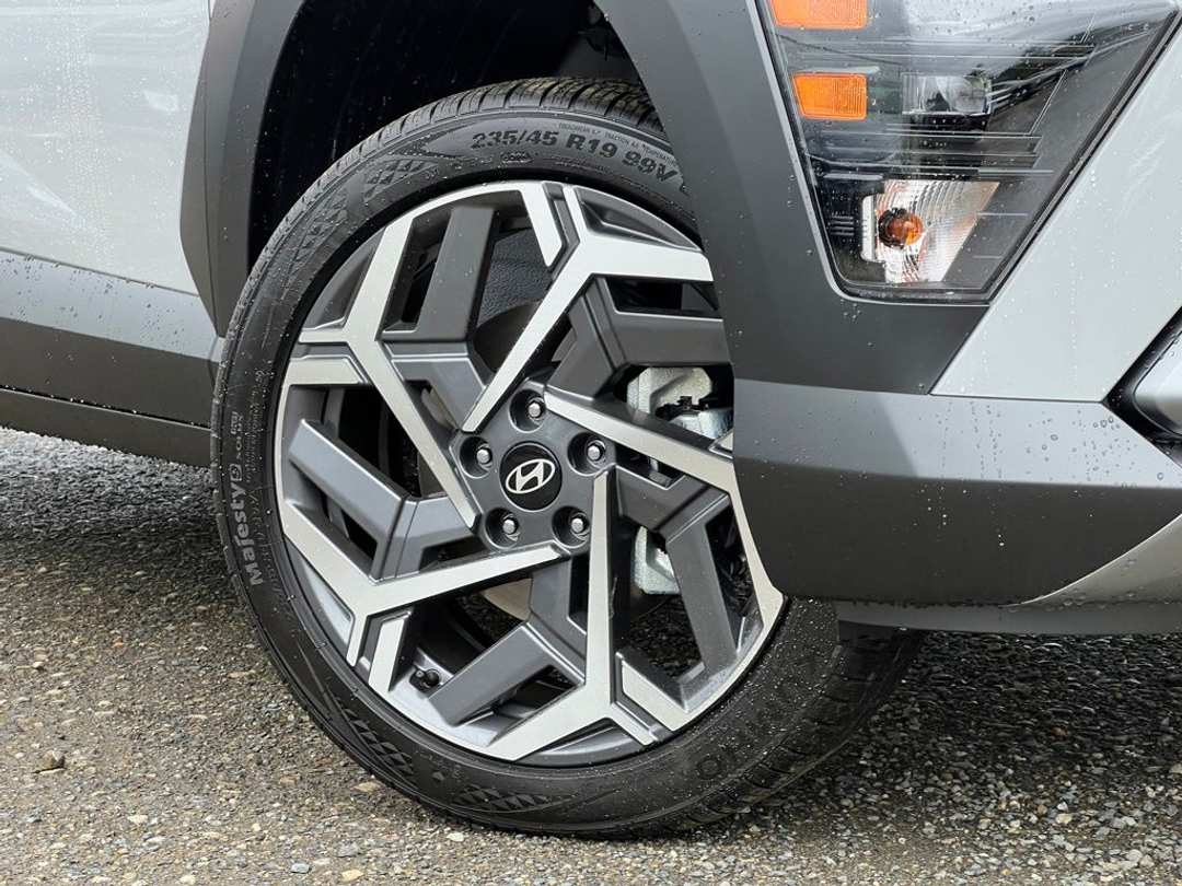 2026 Hyundai Kona SEL Premium - Image 2