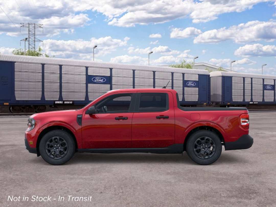 2026 Ford Maverick XLT - Image 3