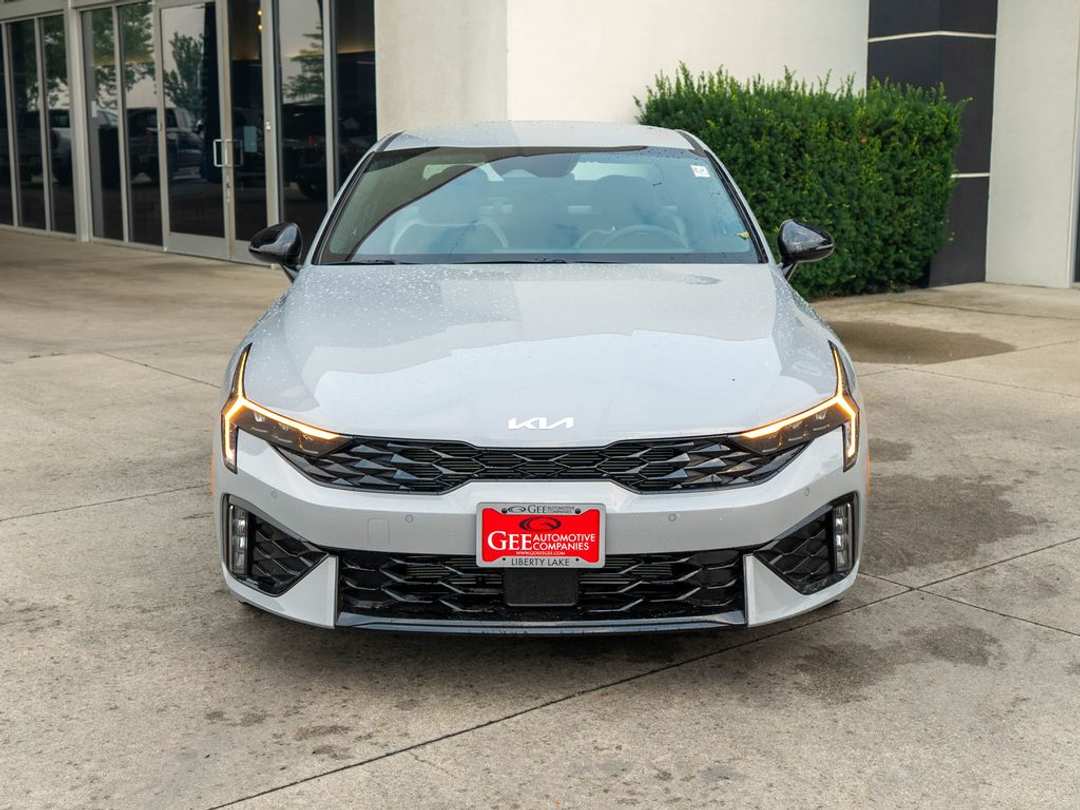2026 Kia K5 GTLine - Image 2