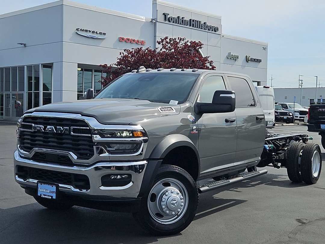 2026 Ram 5500Hd Tradesman - Image 2