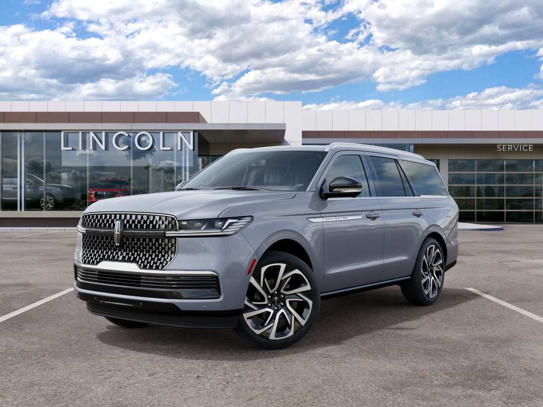 2027 Lincoln Navigator Reserve - Image 2