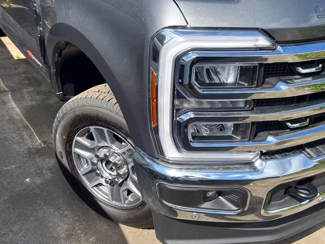 2026 Ford F-350Sd Lariat - Image 2