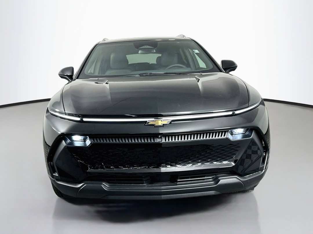 2026 Chevrolet Equinox Ev LT - Image 2