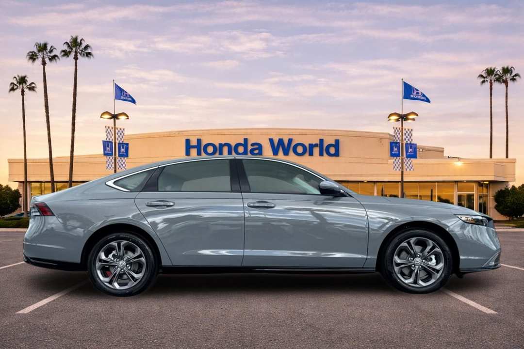 2026 Honda Accord Hybrid EXL - Image 3
