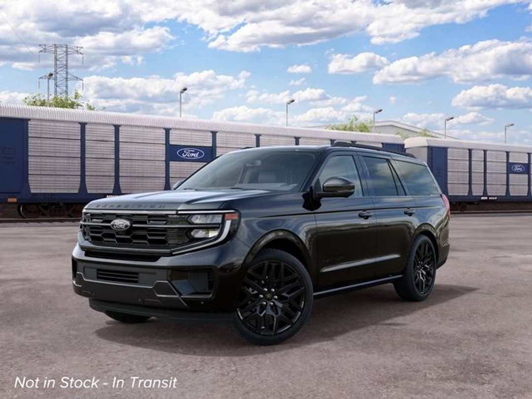 2027 Ford Expedition Platinum - Image 2