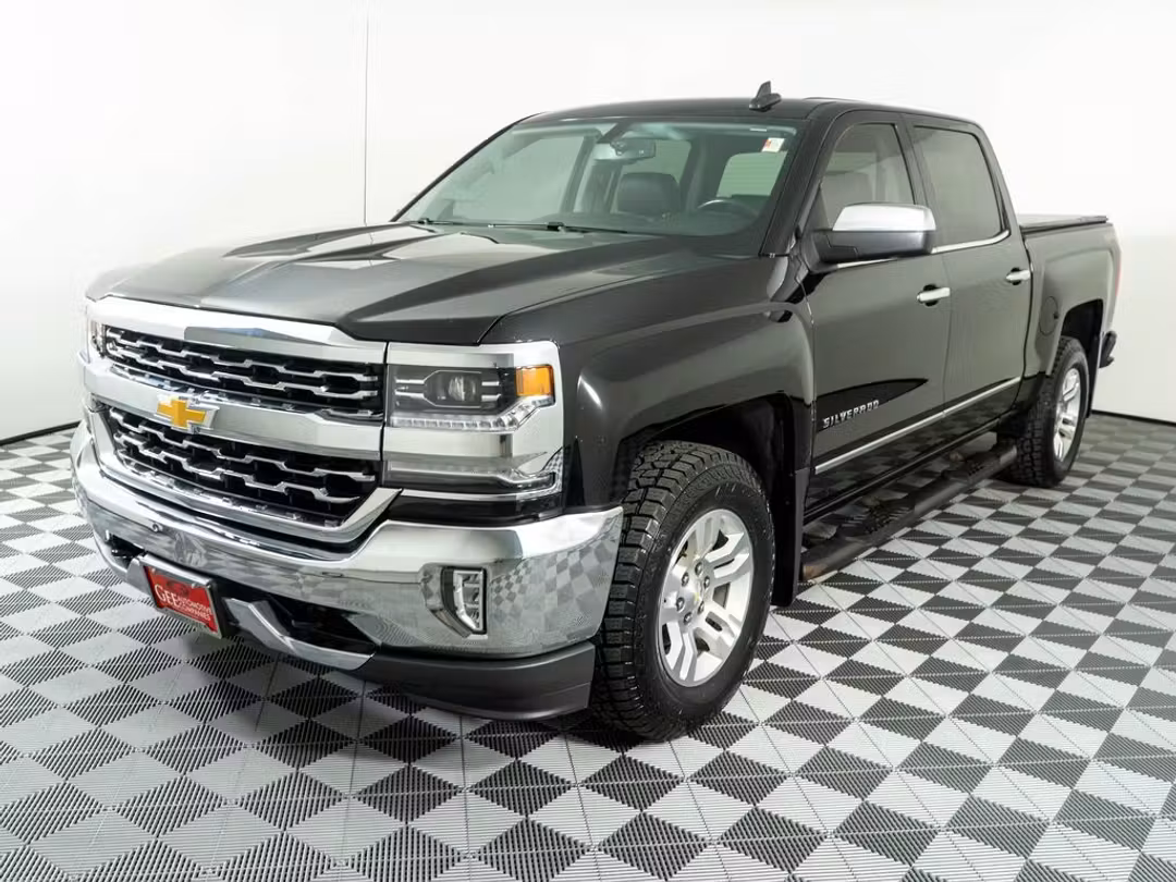 2017 Chevrolet Silverado 1500 LTZ - Image 3