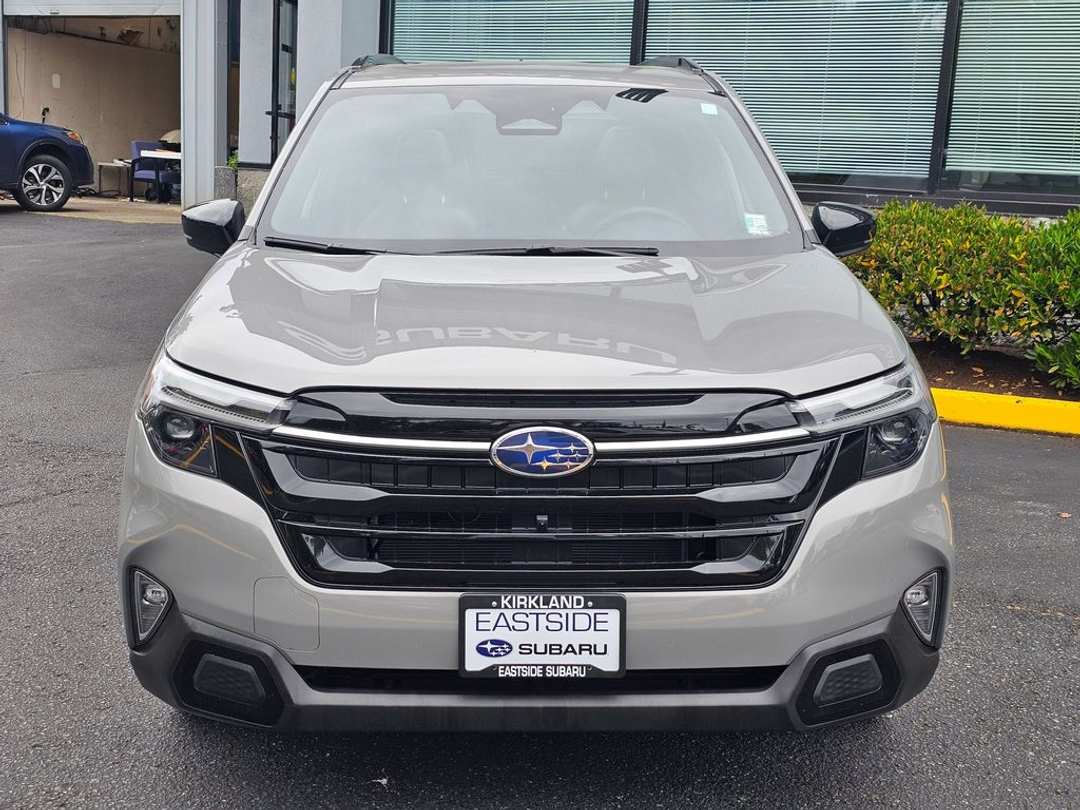 2025 Subaru Forester Touring - Image 2