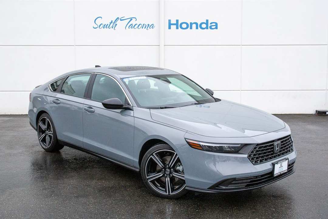 2025 Honda Accord Hybrid Sport - Image 2