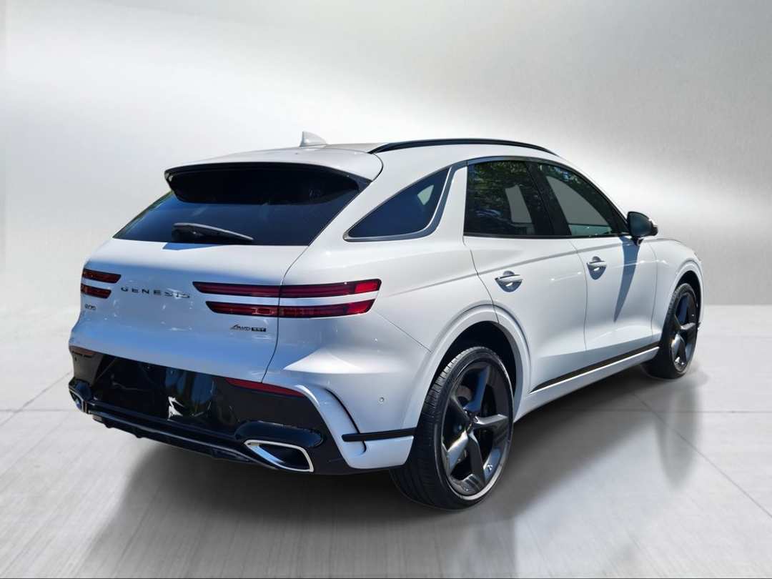 2026 Genesis Gv70 3.5T Sport Prestige - Image 3