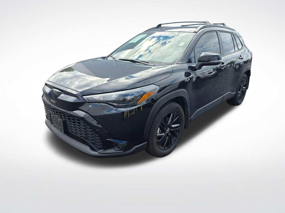 2025 Toyota Corolla Cross Hybrid Nightshade - Image 2