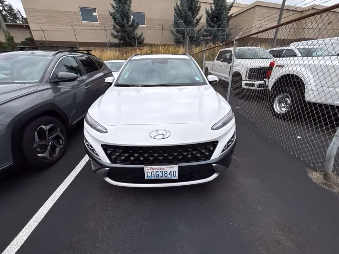 2023 Hyundai Kona Limited - Image 2