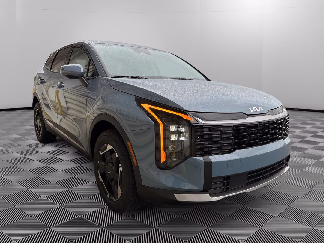 2027 Kia Sportage Hybrid S - Image 3