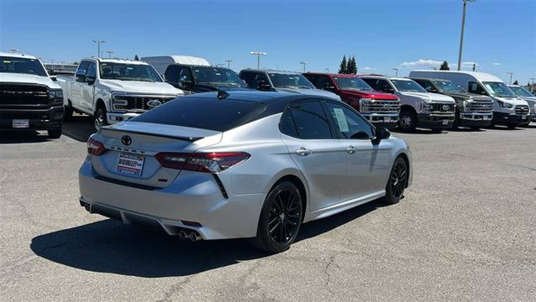2023 Toyota Camry XSE V6 - Image 3