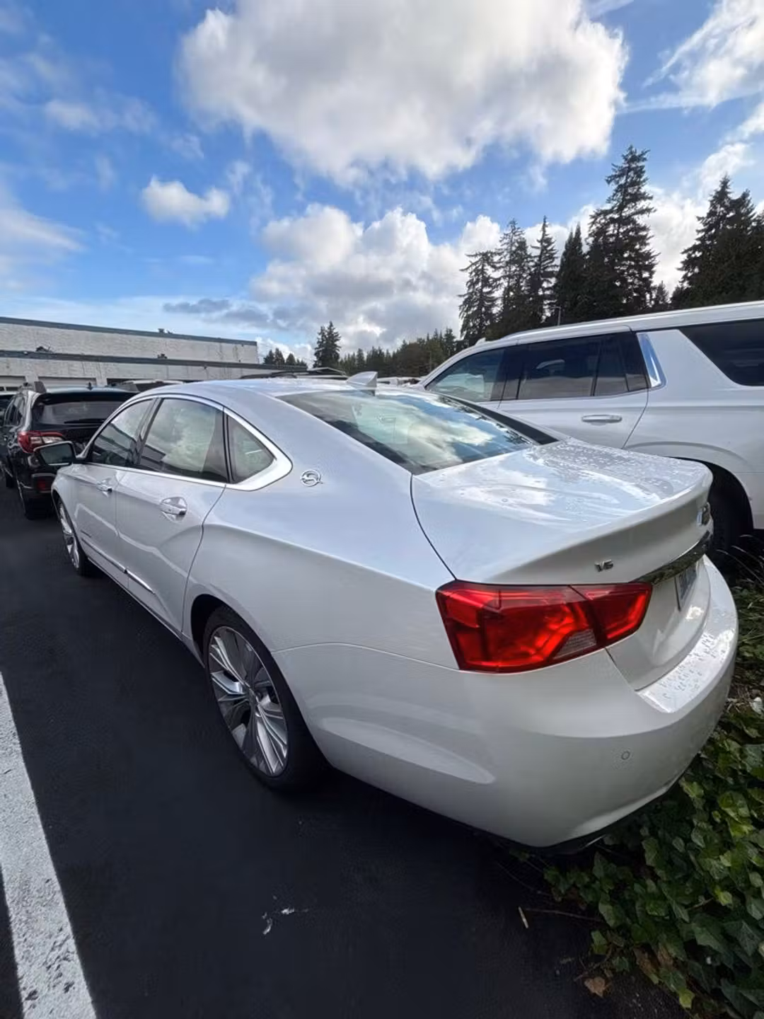 2019 Chevrolet Impala Premier - Image 2