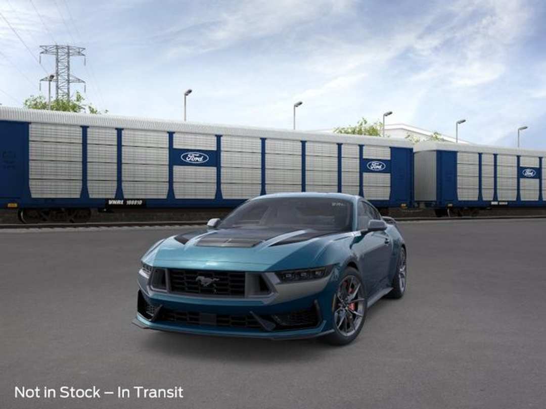 2026 Ford Mustang Dark Horse - Image 2