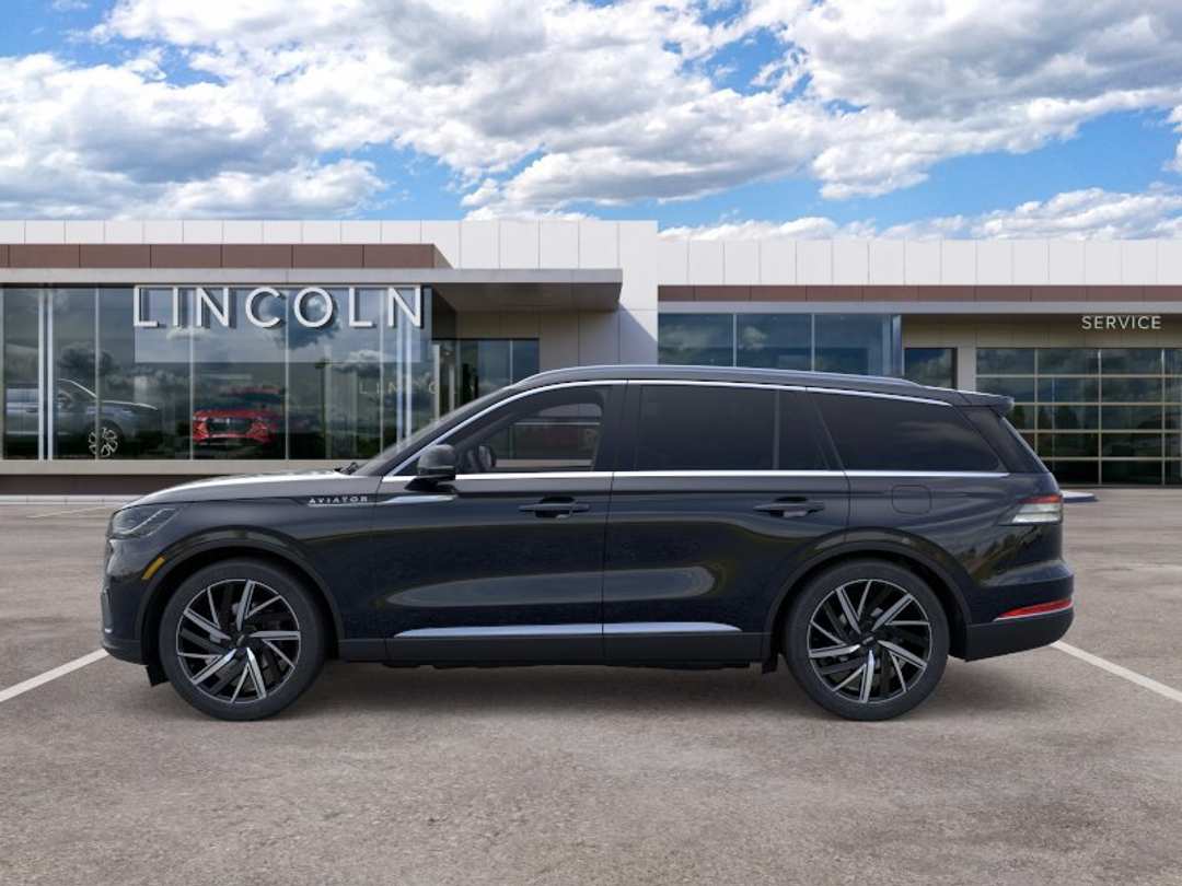 2026 Lincoln Aviator Reserve - Image 3