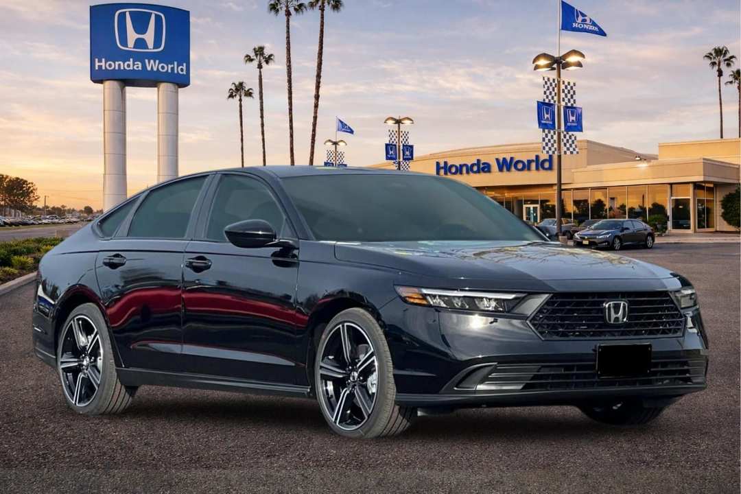 2026 Honda Accord Hybrid Sport - Image 2
