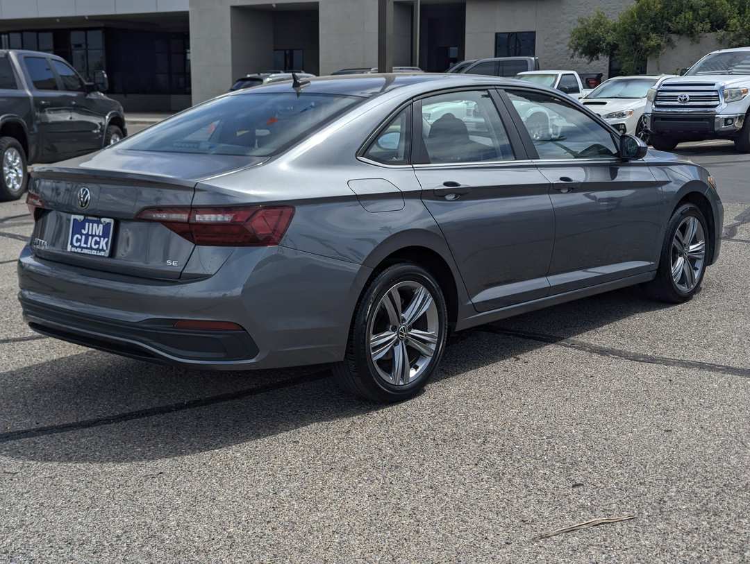 2024 Volkswagen Jetta SE - Image 2