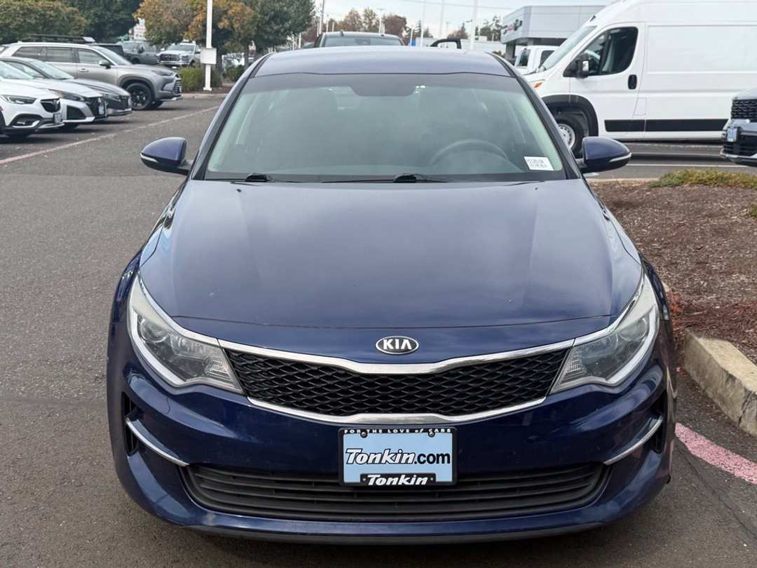 2017 Kia Optima LX - Image 3
