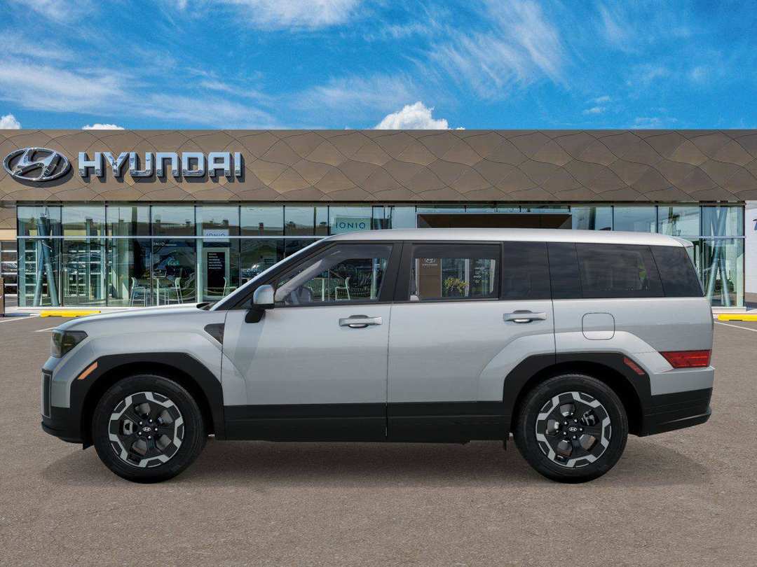 2027 Hyundai Santa Fe Hybrid SE - Image 3