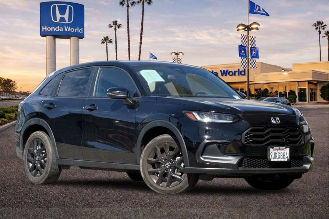 2024 Honda HR-V Sport - Image 2