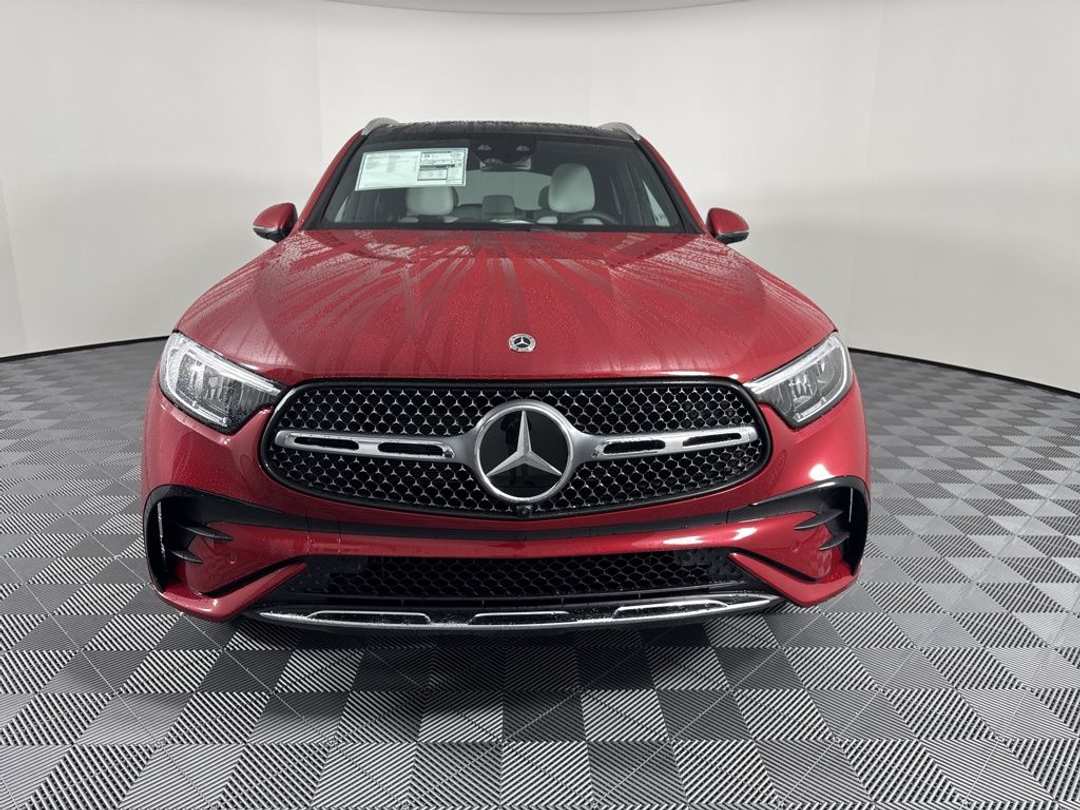 2026 Mercedes-Benz GLC 300 - Image 2
