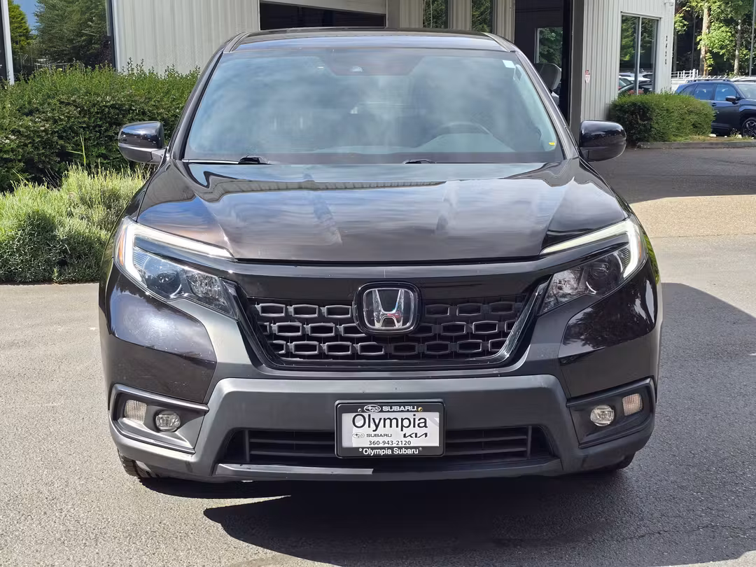 2021 Honda Passport Sport - Image 2