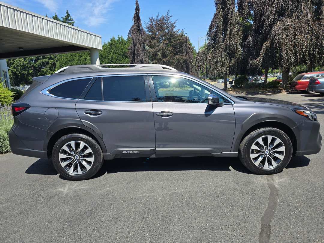 2024 Subaru Outback Touring XT - Image 3