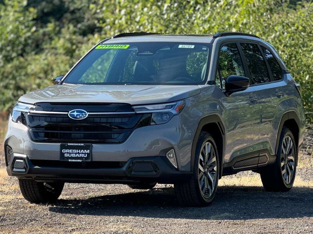 2026 Subaru Forester Touring Hybrid - Image 3