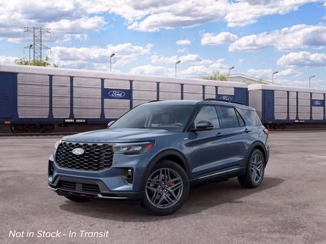 2027 Ford Explorer STLine - Image 2