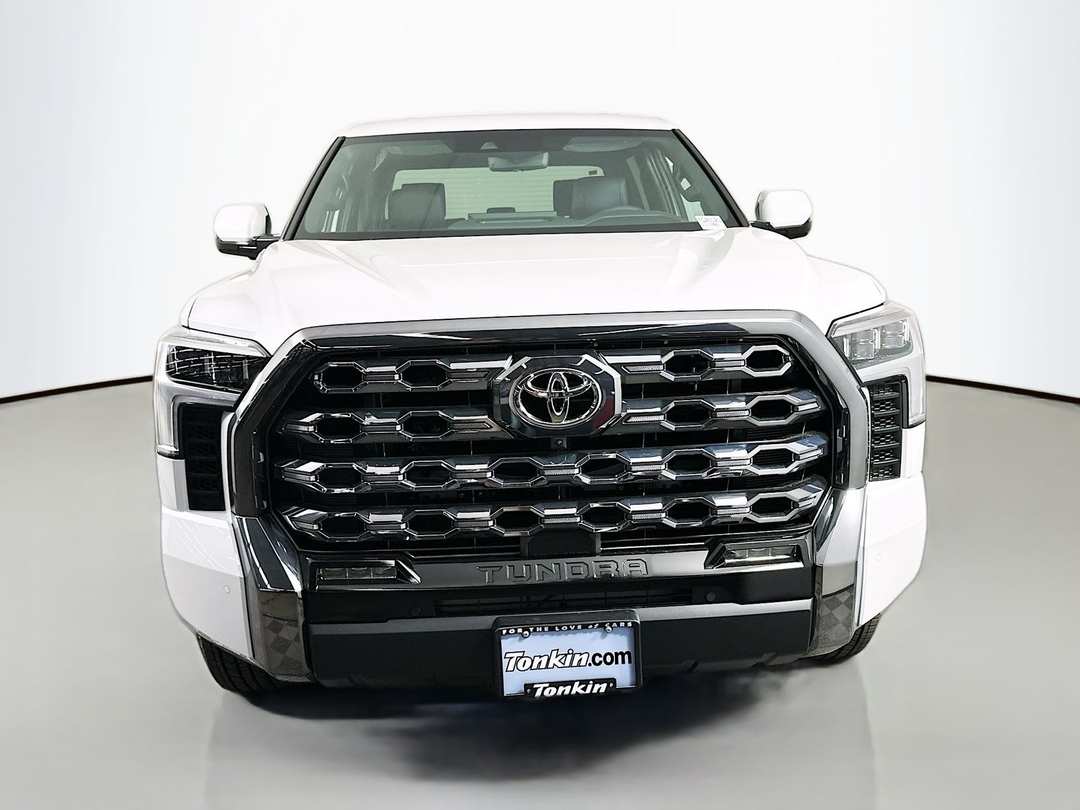 2026 Toyota Tundra Hybrid Platinum - Image 2