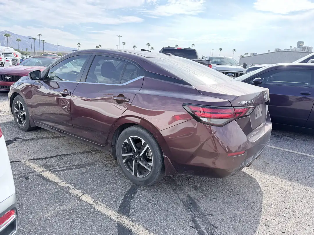 2024 Nissan Sentra SV - Image 3