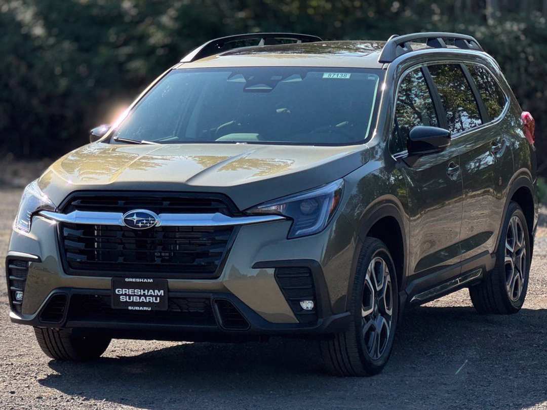 2026 Subaru Ascent Limited - Image 3