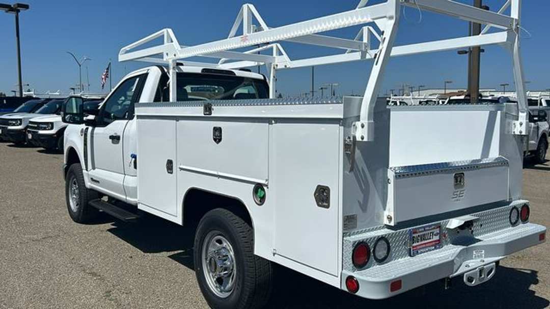 2026 Ford F-350Sd XL - Image 3
