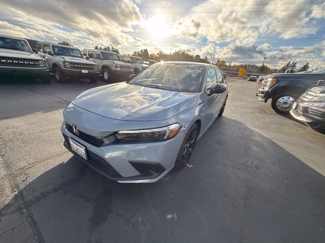 2024 Honda Civic Sport - Image 2