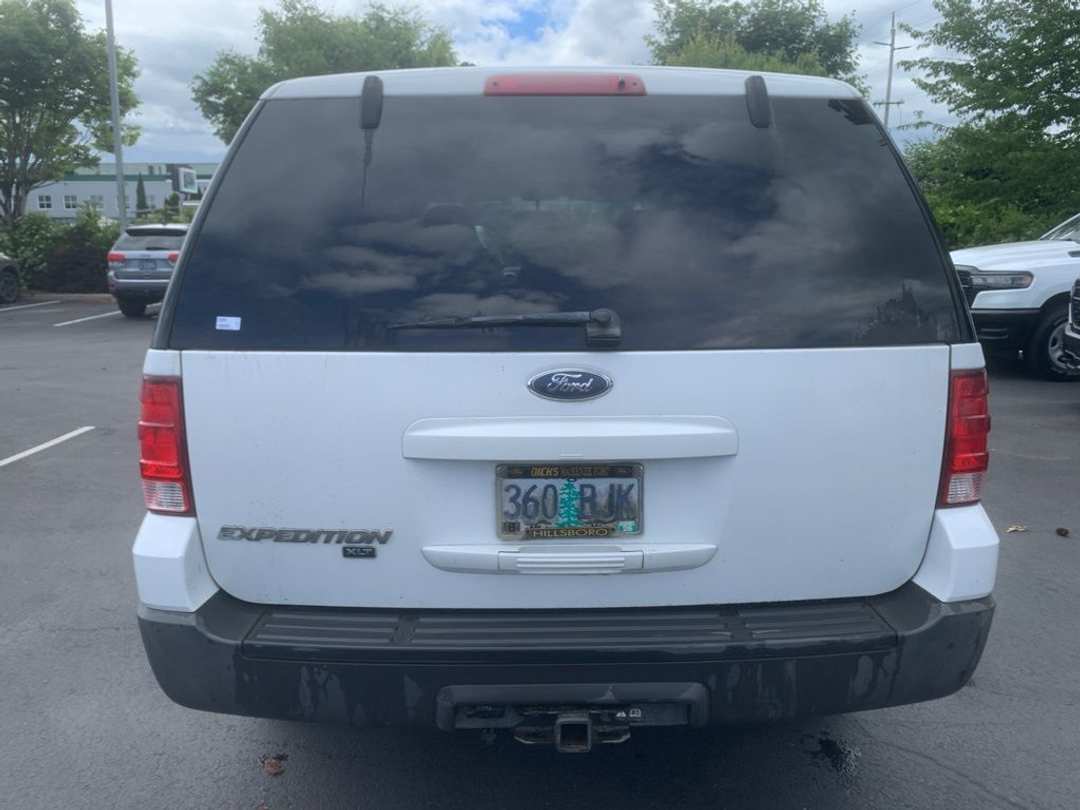 2004 Ford Expedition XLT - Image 3