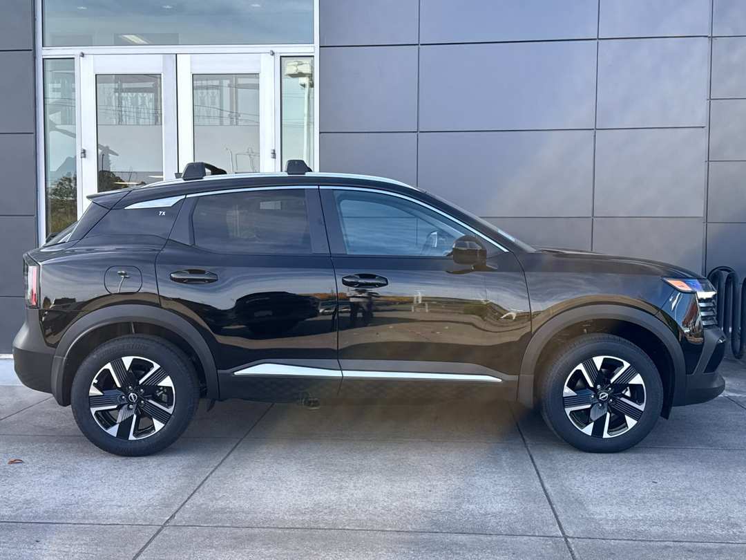 2026 Nissan Kicks SV - Image 3