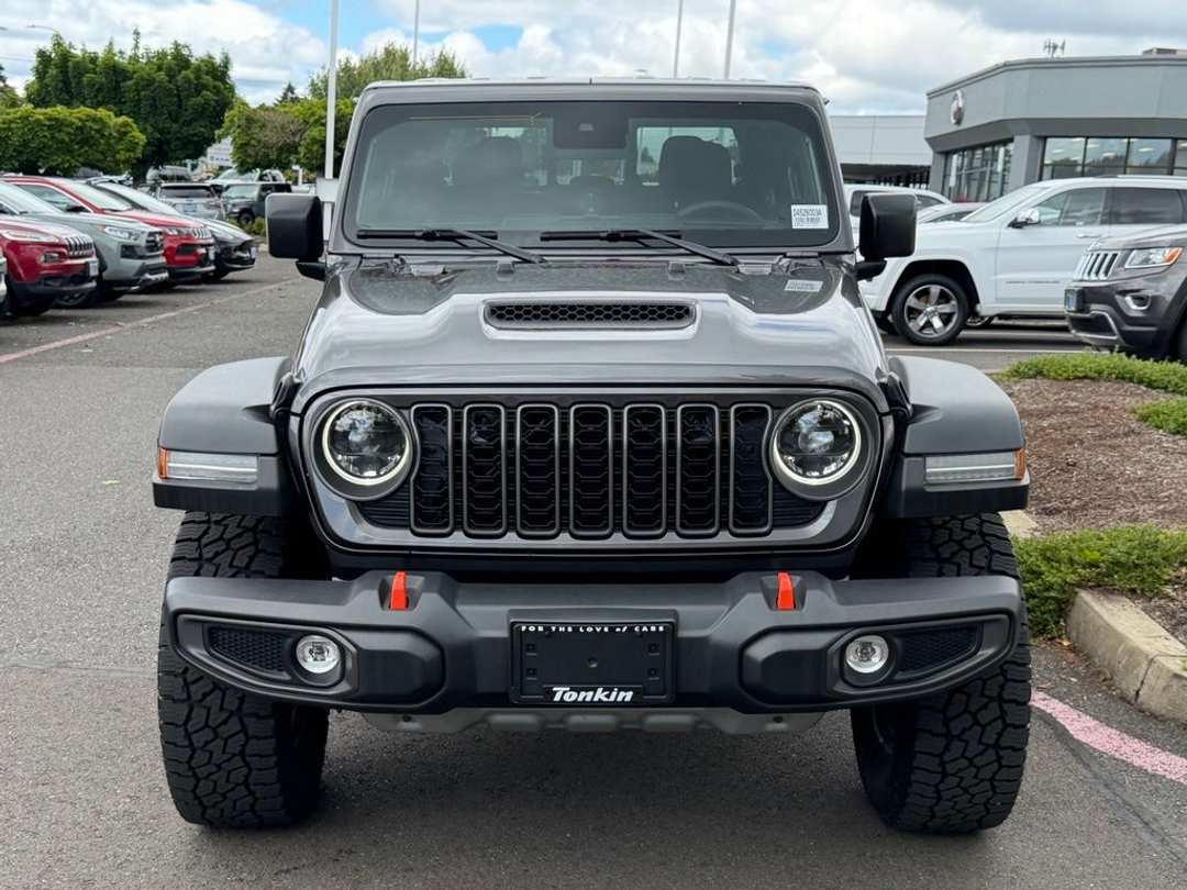 2025 Jeep Gladiator Mojave - Image 3