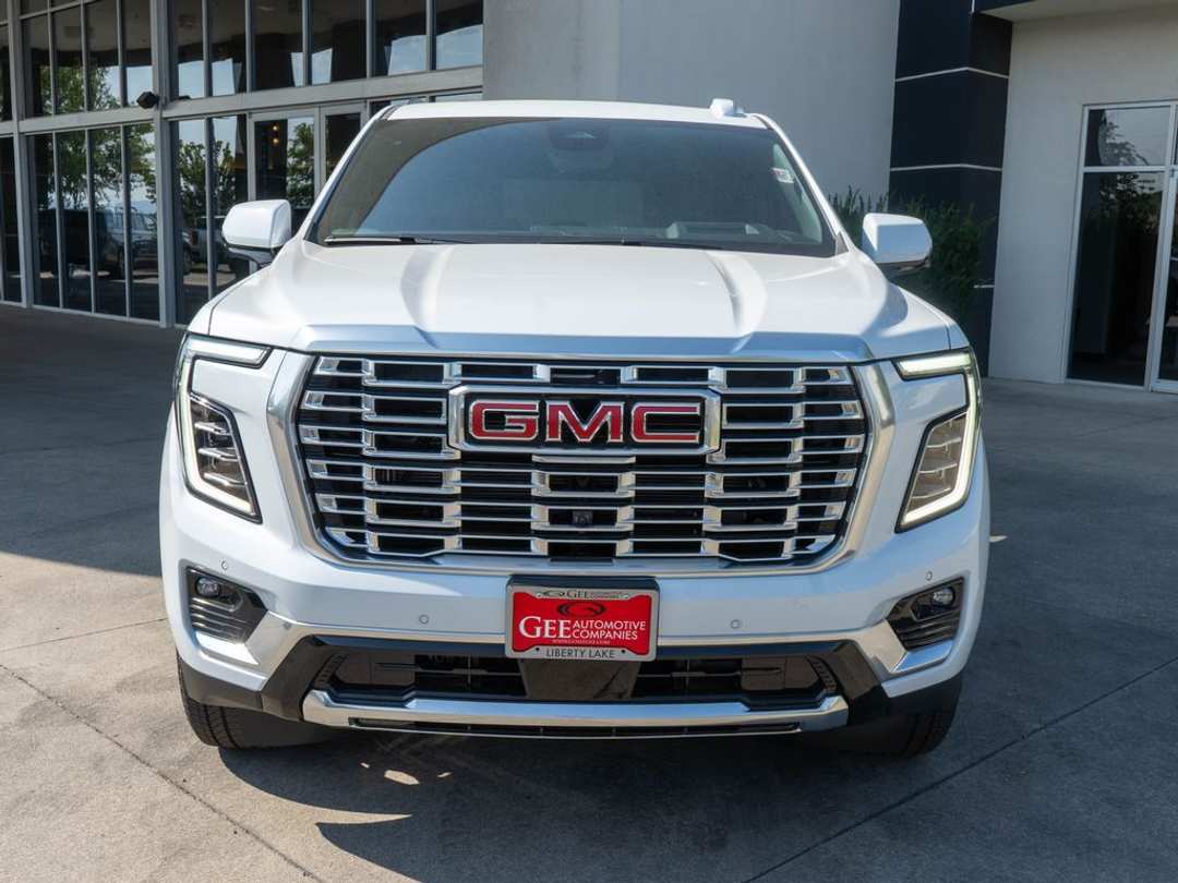 2026 GMC Yukon Xl Denali - Image 2