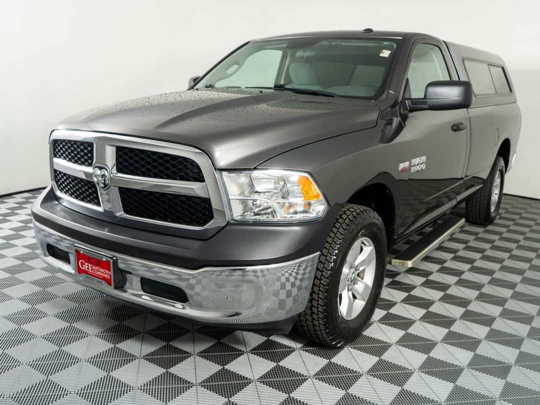 2017 Ram 1500 Tradesman - Image 3