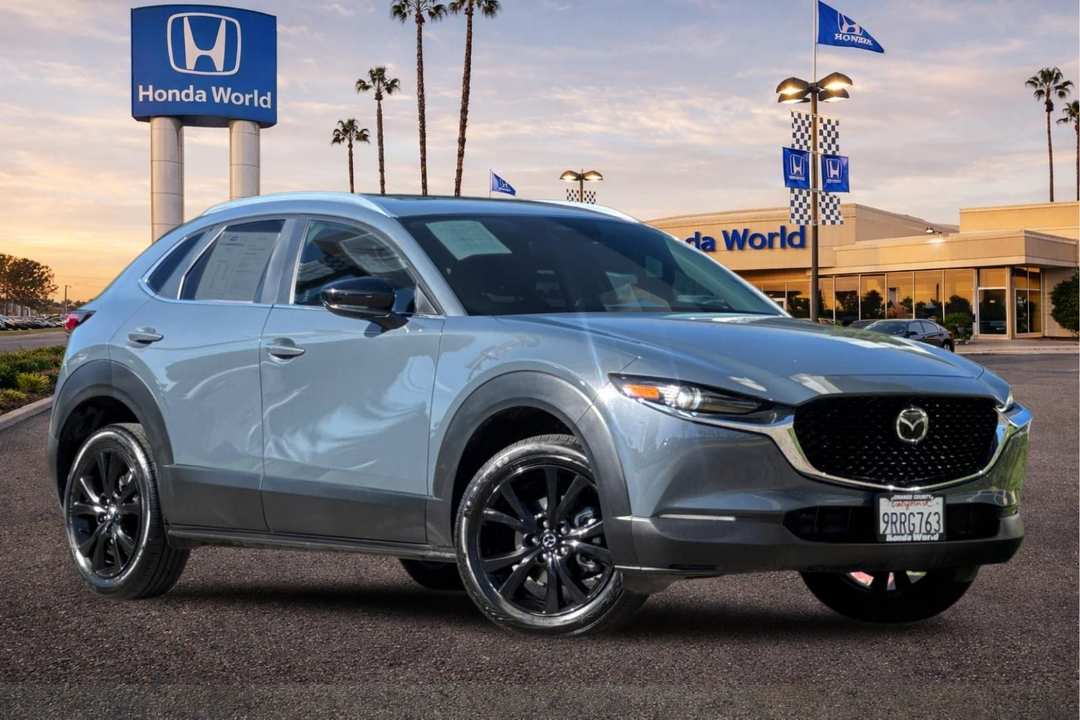 2025 MAZDA Cx-30 2.5 S Carbon Edition - Image 2
