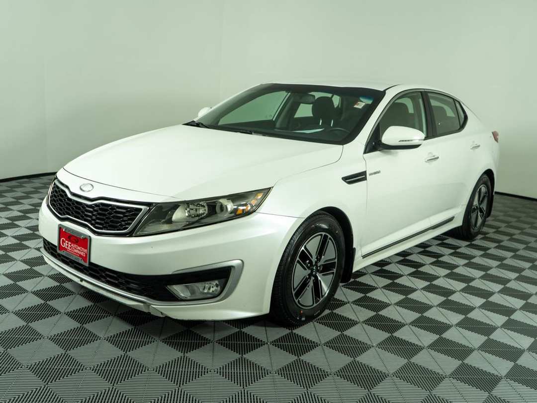 2013 Kia Optima Hybrid LX - Image 3