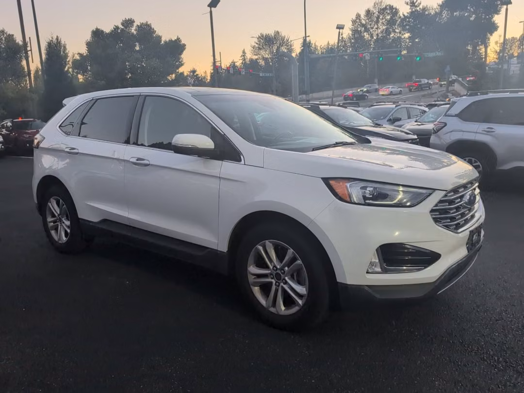 2019 Ford Edge SEL - Image 3