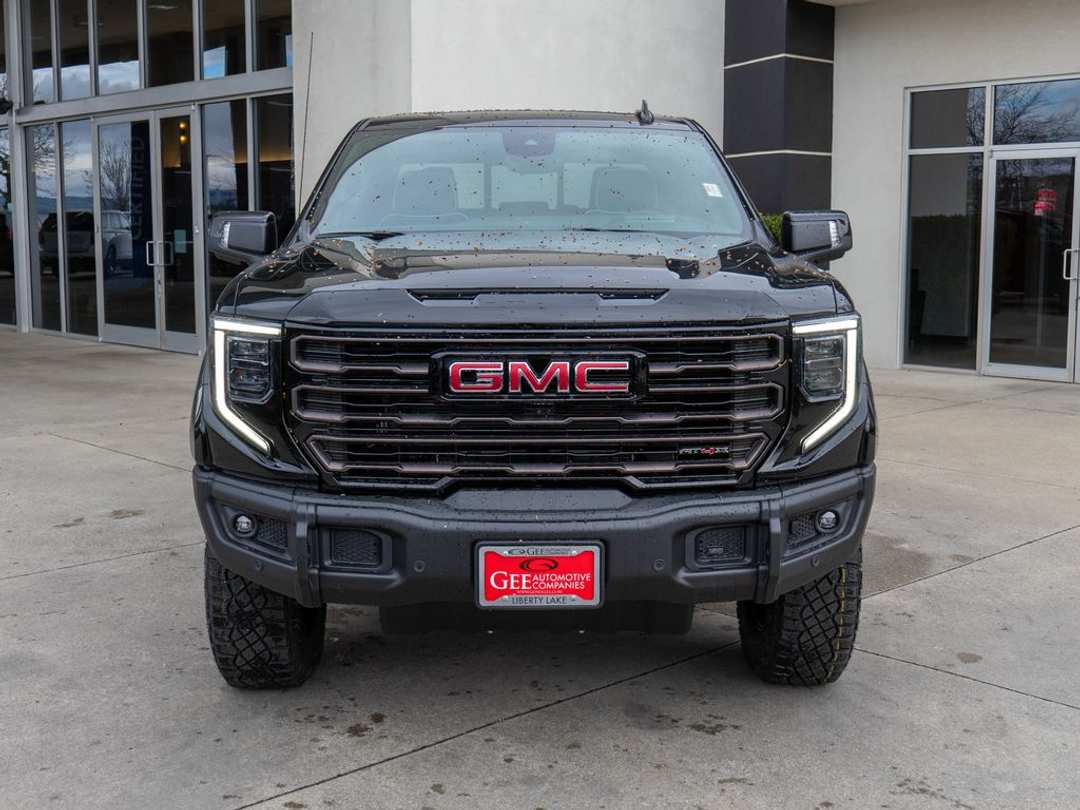2026 GMC Sierra 1500 AT4X - Image 2