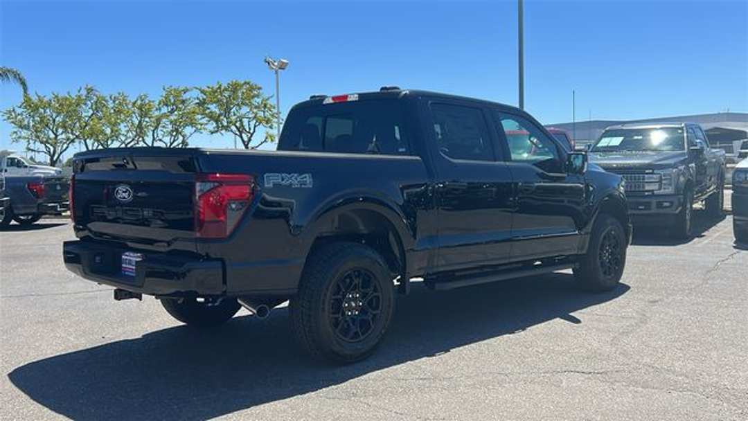 2026 Ford F-150 XLT - Image 3
